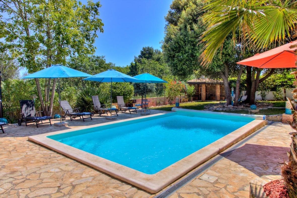 Villa Dolce Vita **** Premantura Kültér fotó